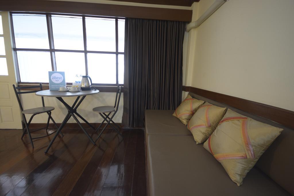 Irest Ao Nang Seafront Hostel Kültér fotó
