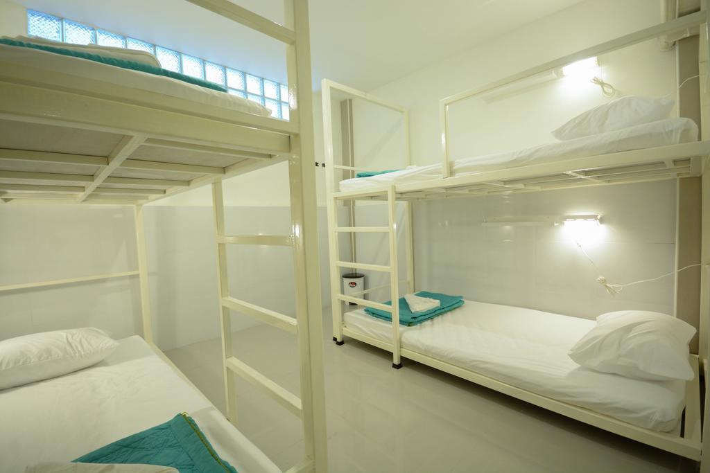 Irest Ao Nang Seafront Hostel Kültér fotó