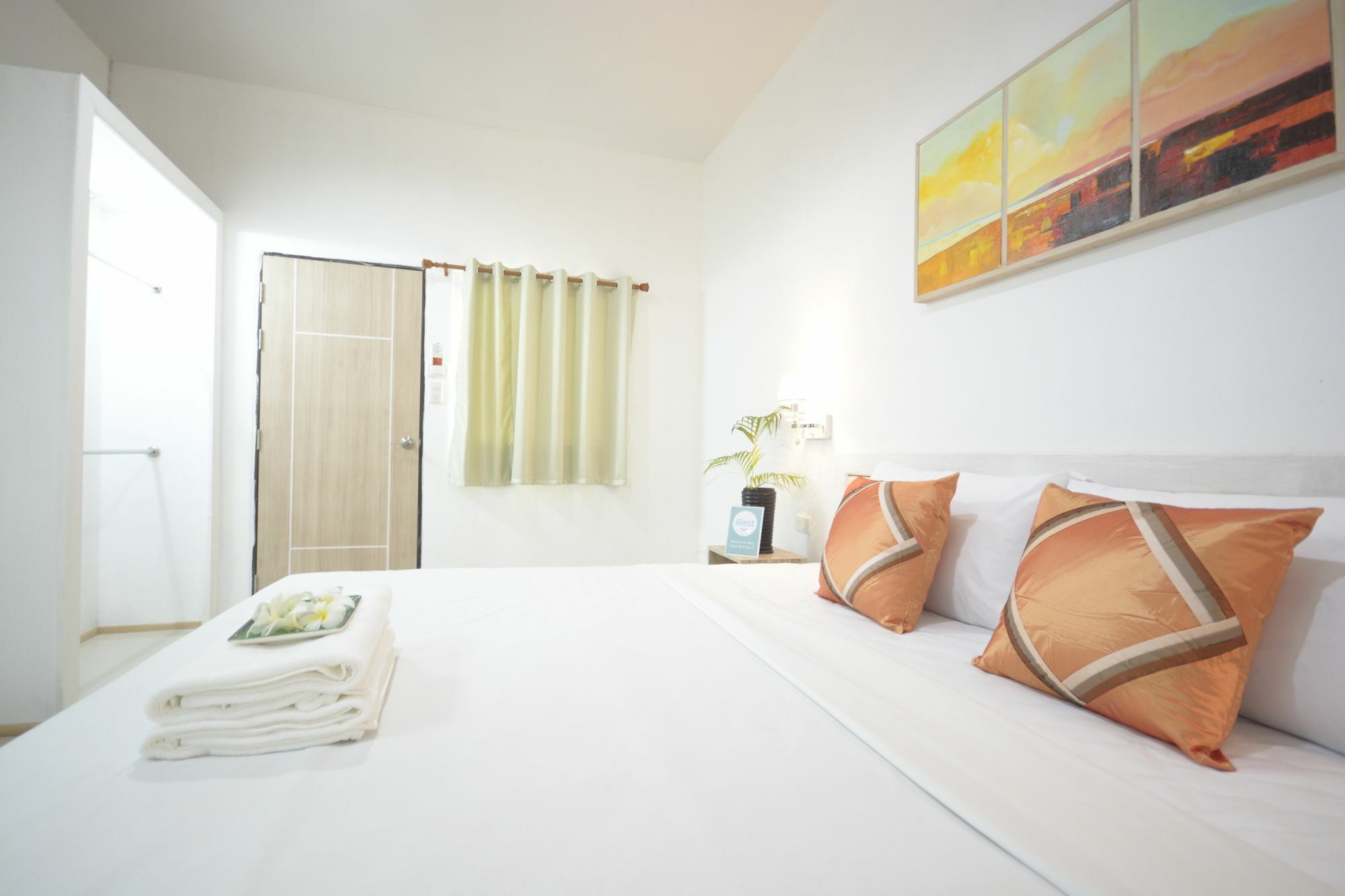 Irest Ao Nang Seafront Hostel Kültér fotó