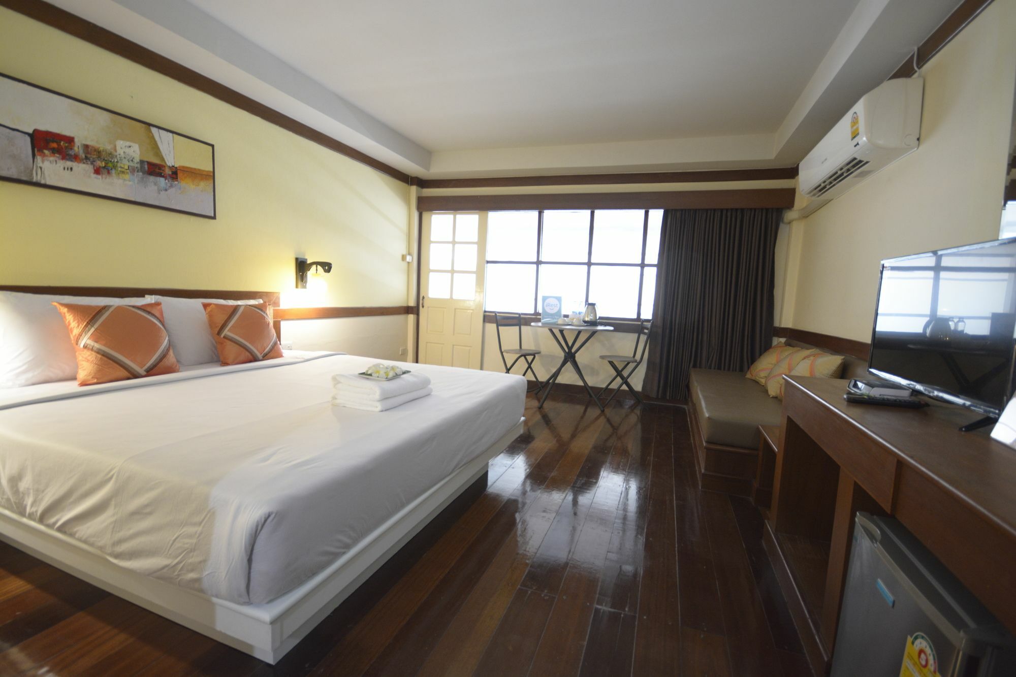 Irest Ao Nang Seafront Hostel Kültér fotó